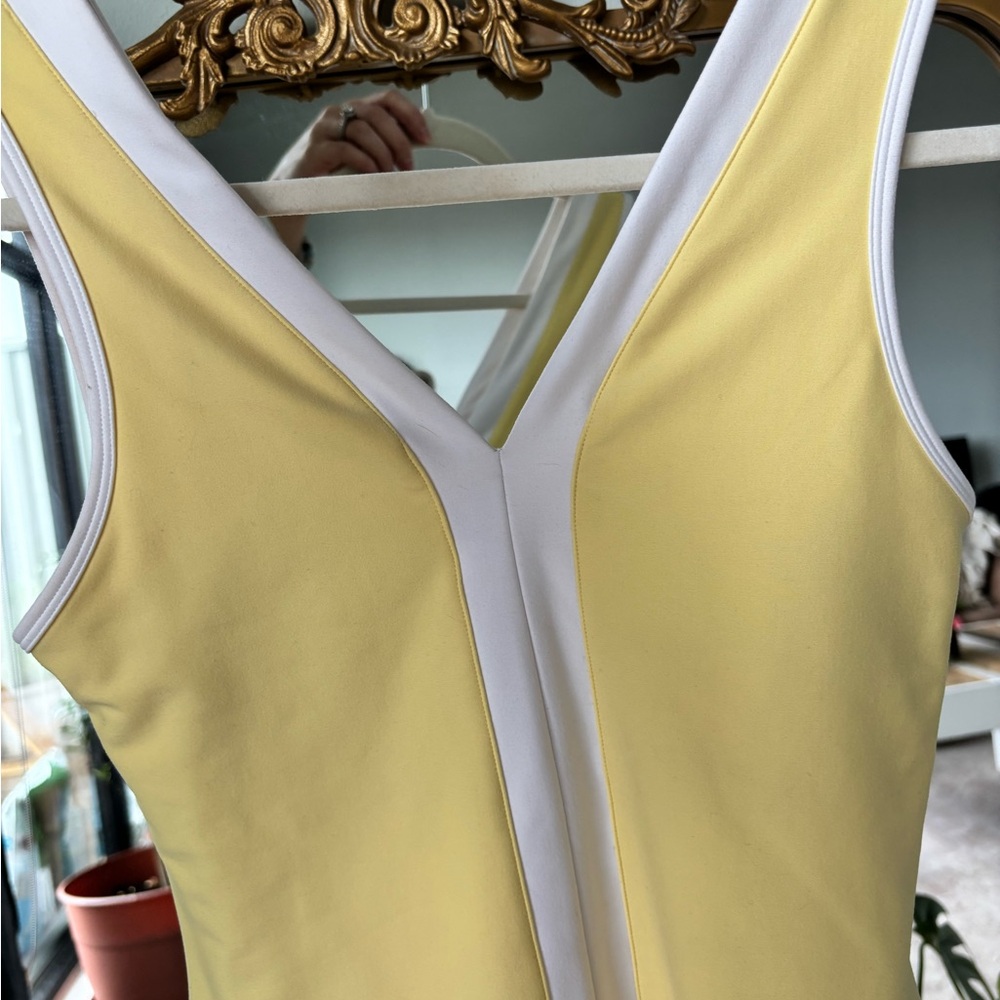 Yellow and White Sleeveless Athletic Dress - Picture 3 of 3